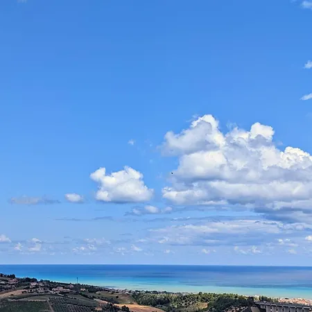 Quadrilocale Spazioso Vista Mare Montagna Relax