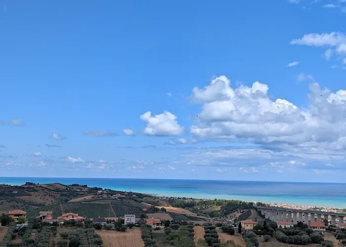 Quadrilocale Spazioso Vista Mare Montagna Relax Montone (Abruzzo)