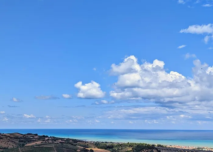 Quadrilocale Spazioso Vista Mare Montagna Relax