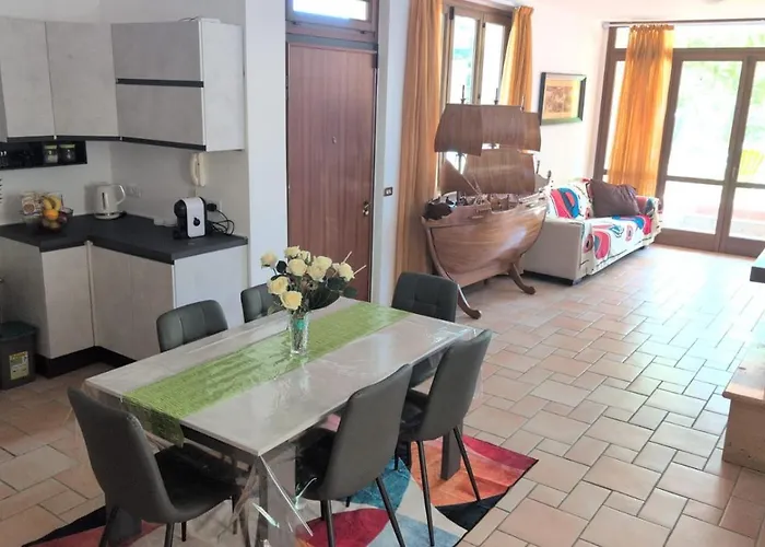 Quadrilocale Spazioso Vista Mare Montagna Relax شقة Montone (Abruzzo)